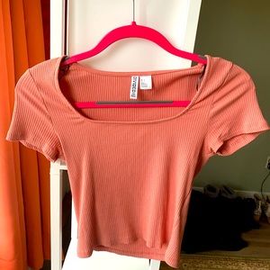 H&M crop t shirt